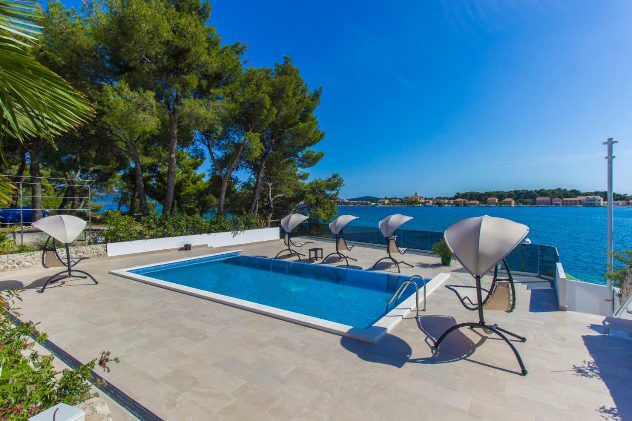 Villa Bozena Brodarica  Luaran gambar