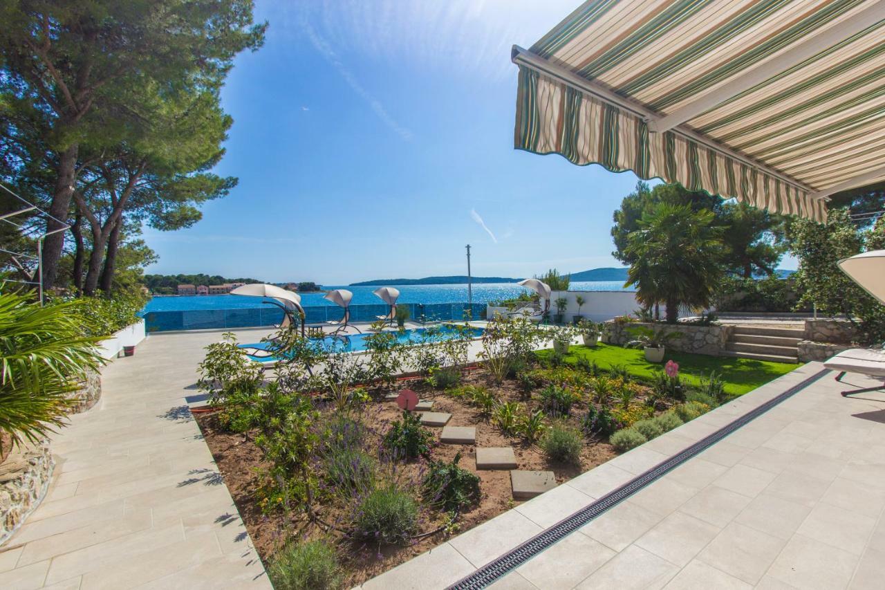 Villa Bozena Brodarica  Luaran gambar