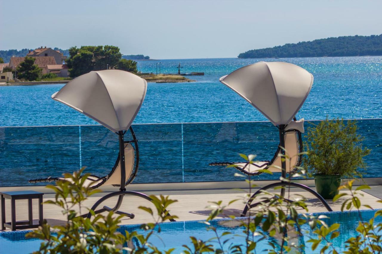Villa Bozena Brodarica  Luaran gambar
