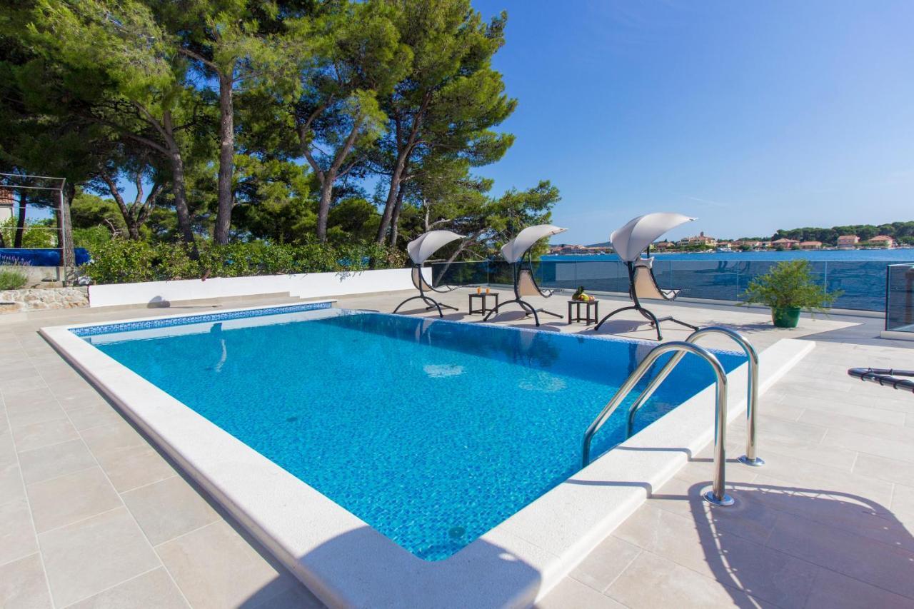 Villa Bozena Brodarica  Luaran gambar