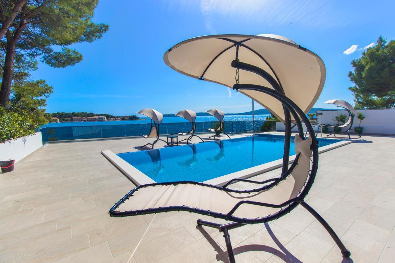 Villa Bozena Brodarica  Luaran gambar