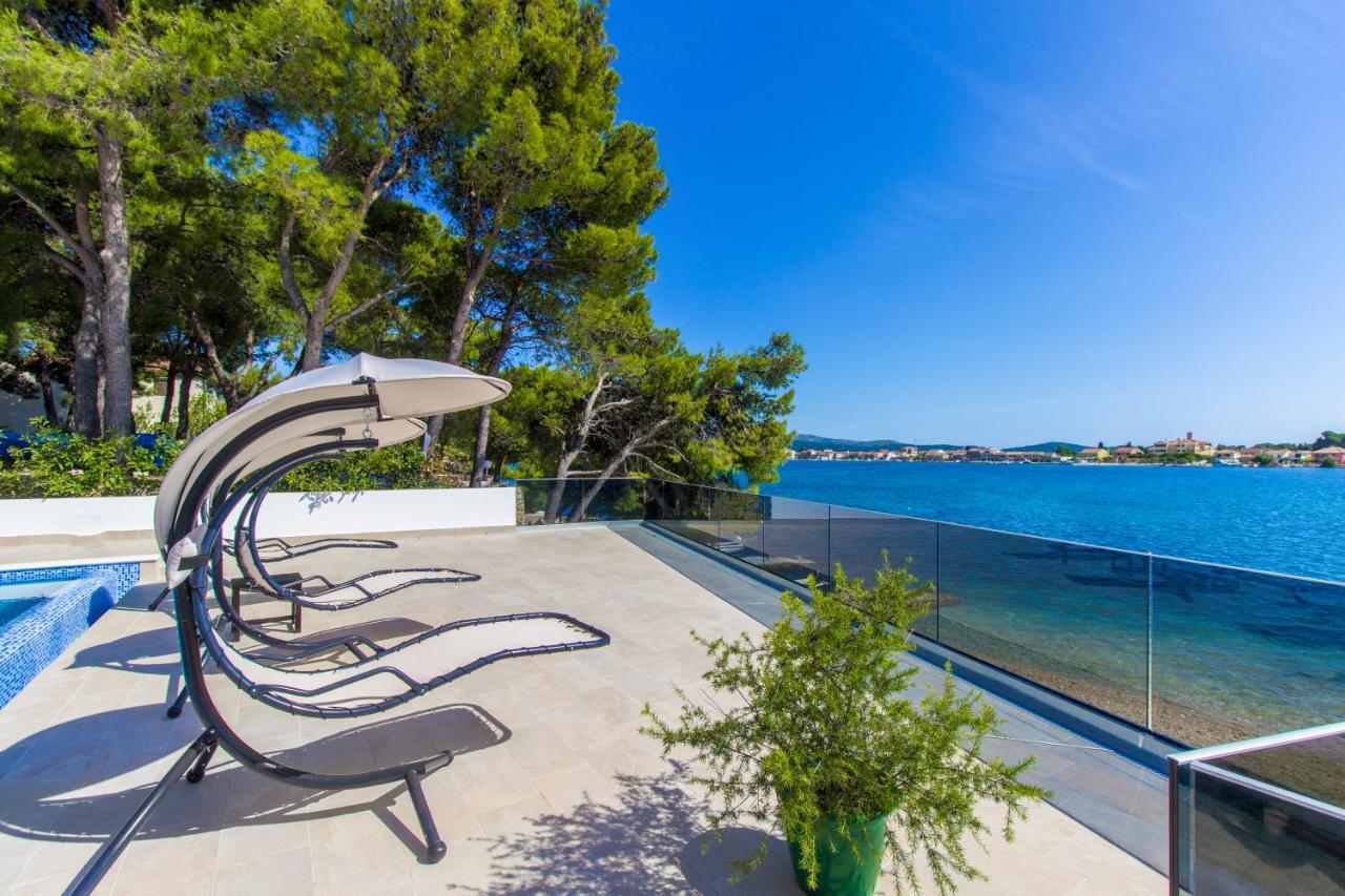 Villa Bozena Brodarica  Luaran gambar