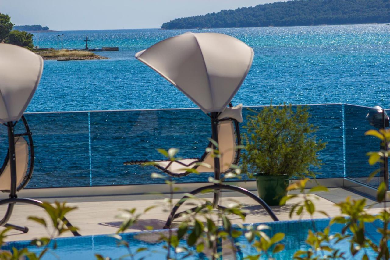 Villa Bozena Brodarica  Luaran gambar